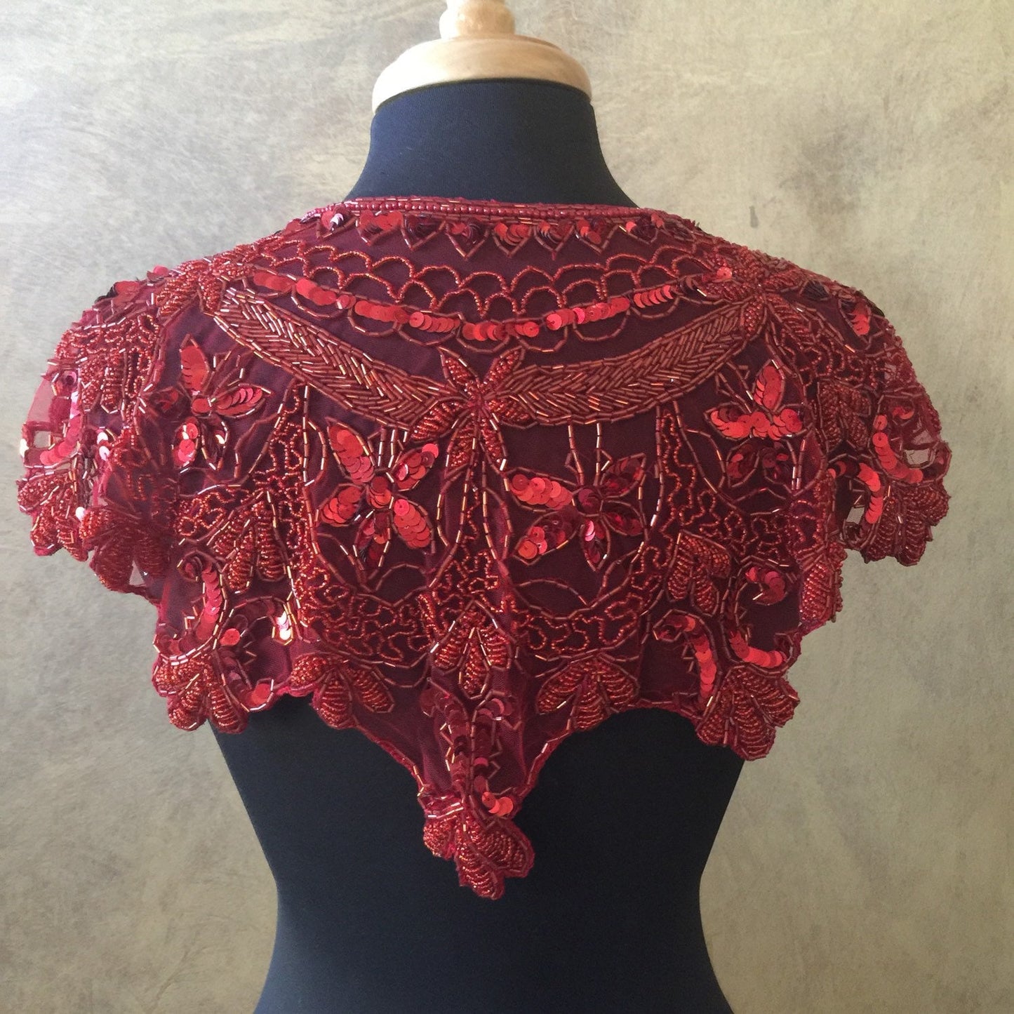 Sequin Glass Beaded & Sequin Lace Collar Shoulder Shrug Shawl Applique Red Vintage